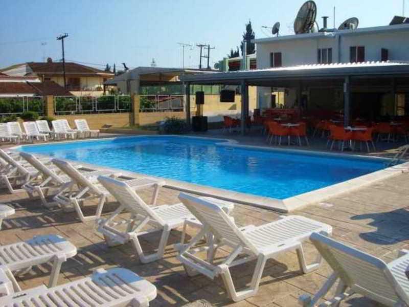 Kavos Central Gardens Aparthotel Kültér fotó