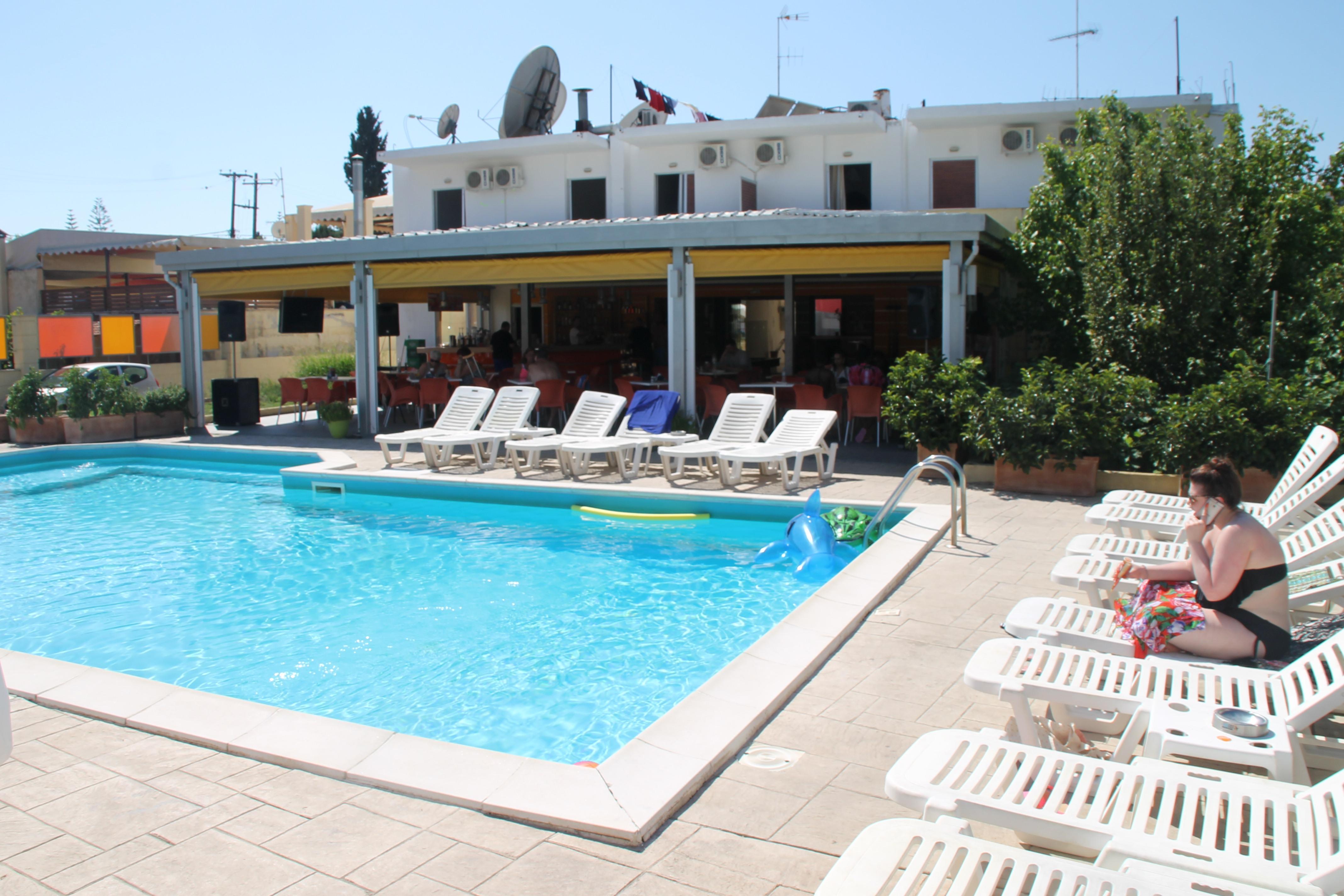 Kavos Central Gardens Aparthotel Kültér fotó