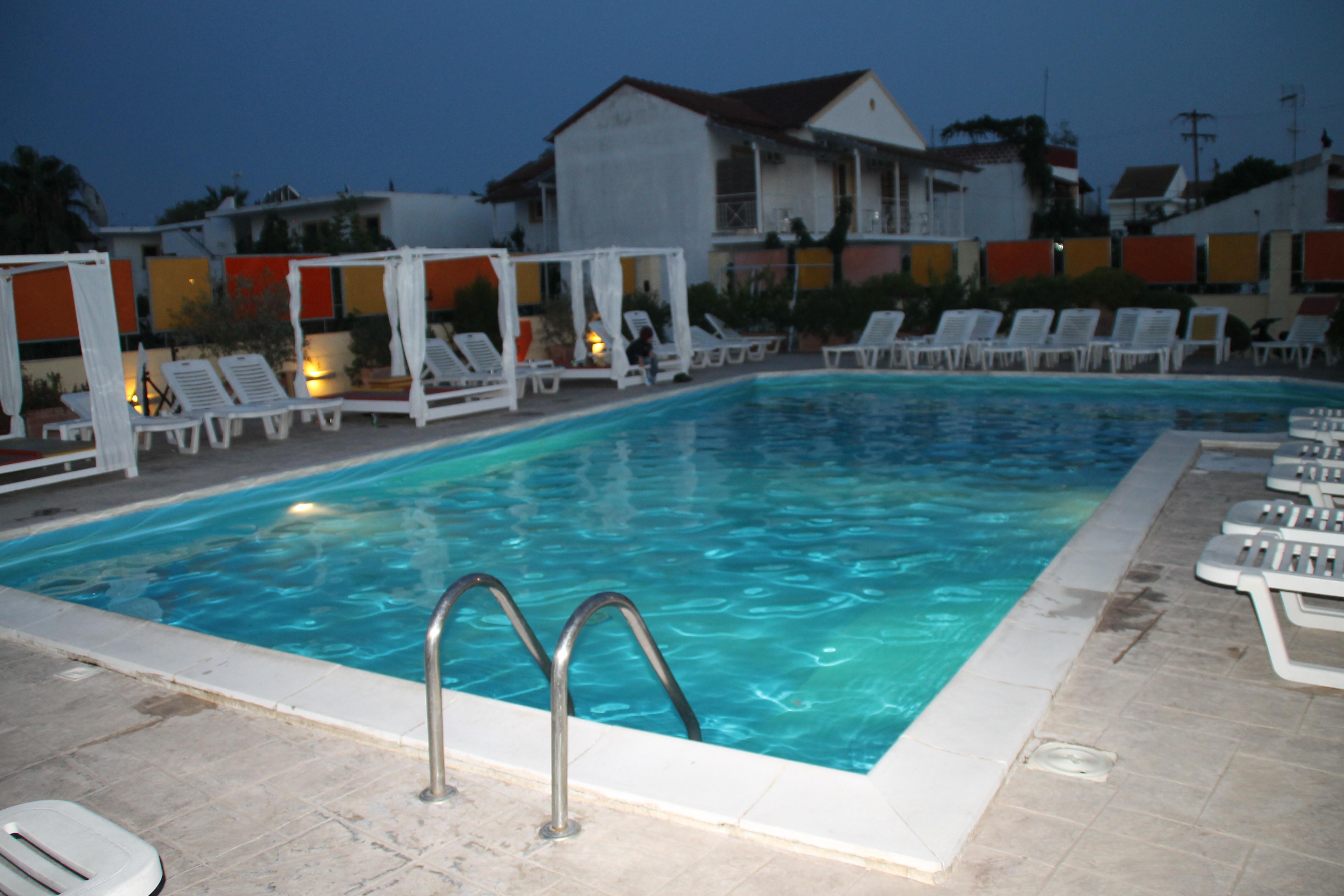 Kavos Central Gardens Aparthotel Kültér fotó