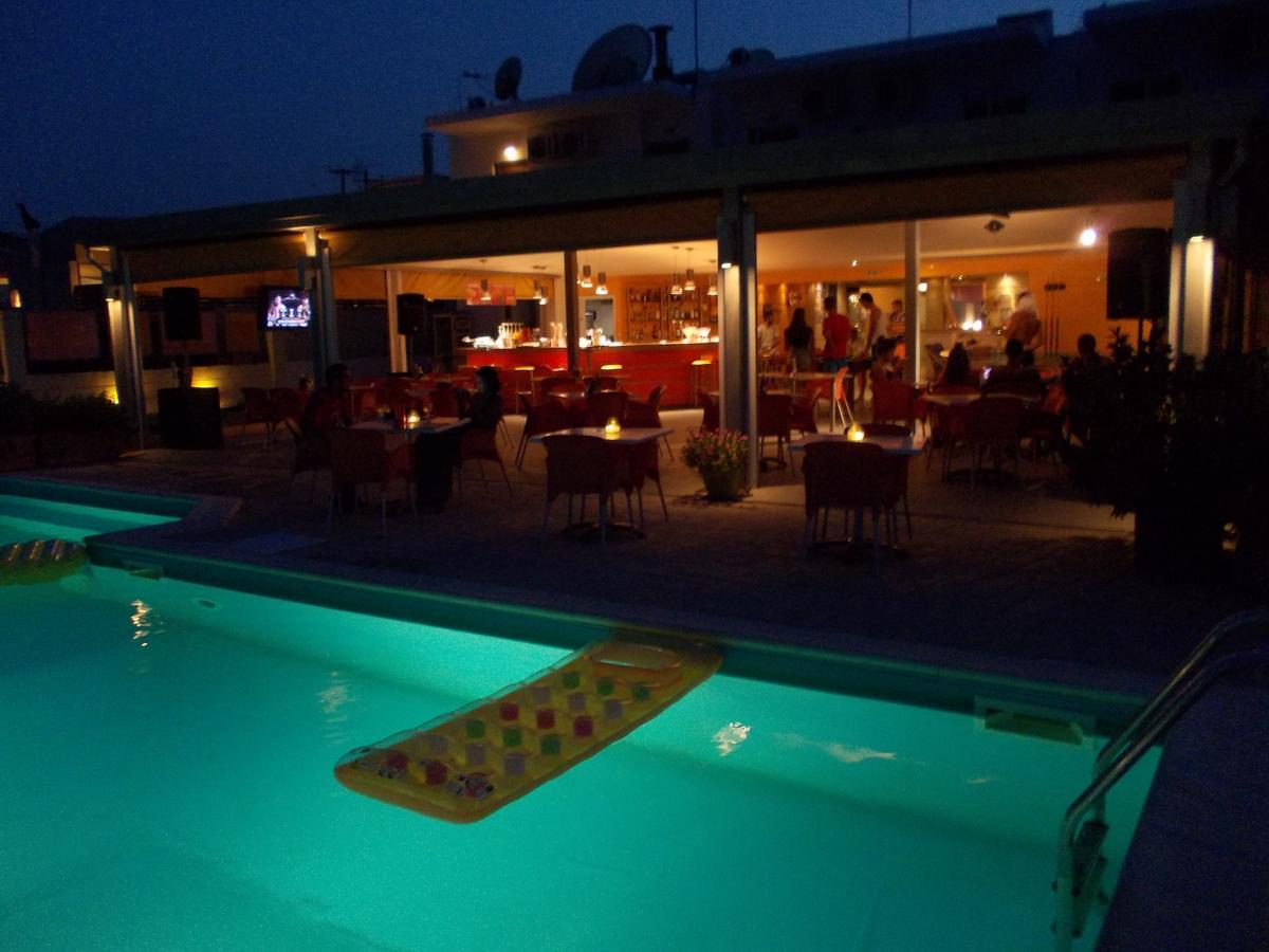 Kavos Central Gardens Aparthotel Kültér fotó