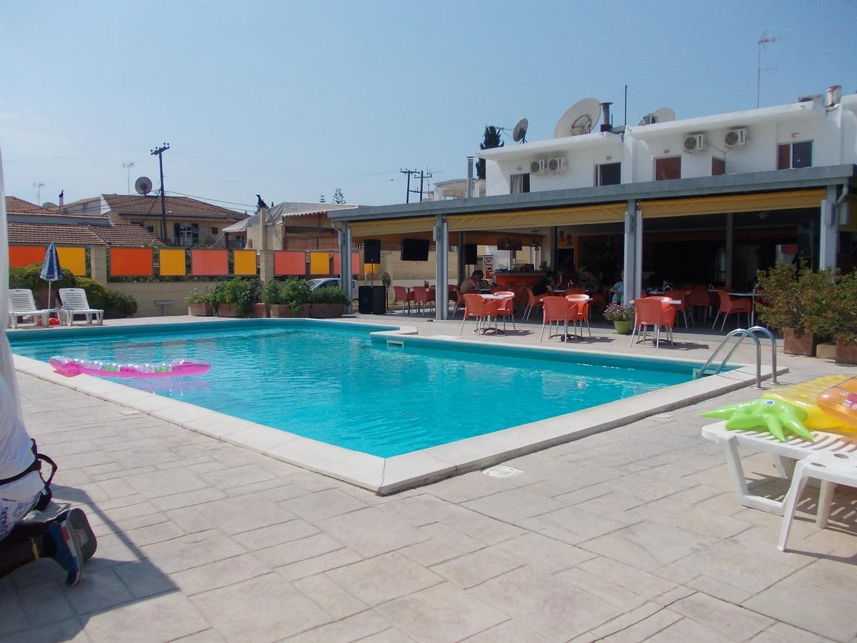 Kavos Central Gardens Aparthotel Kültér fotó