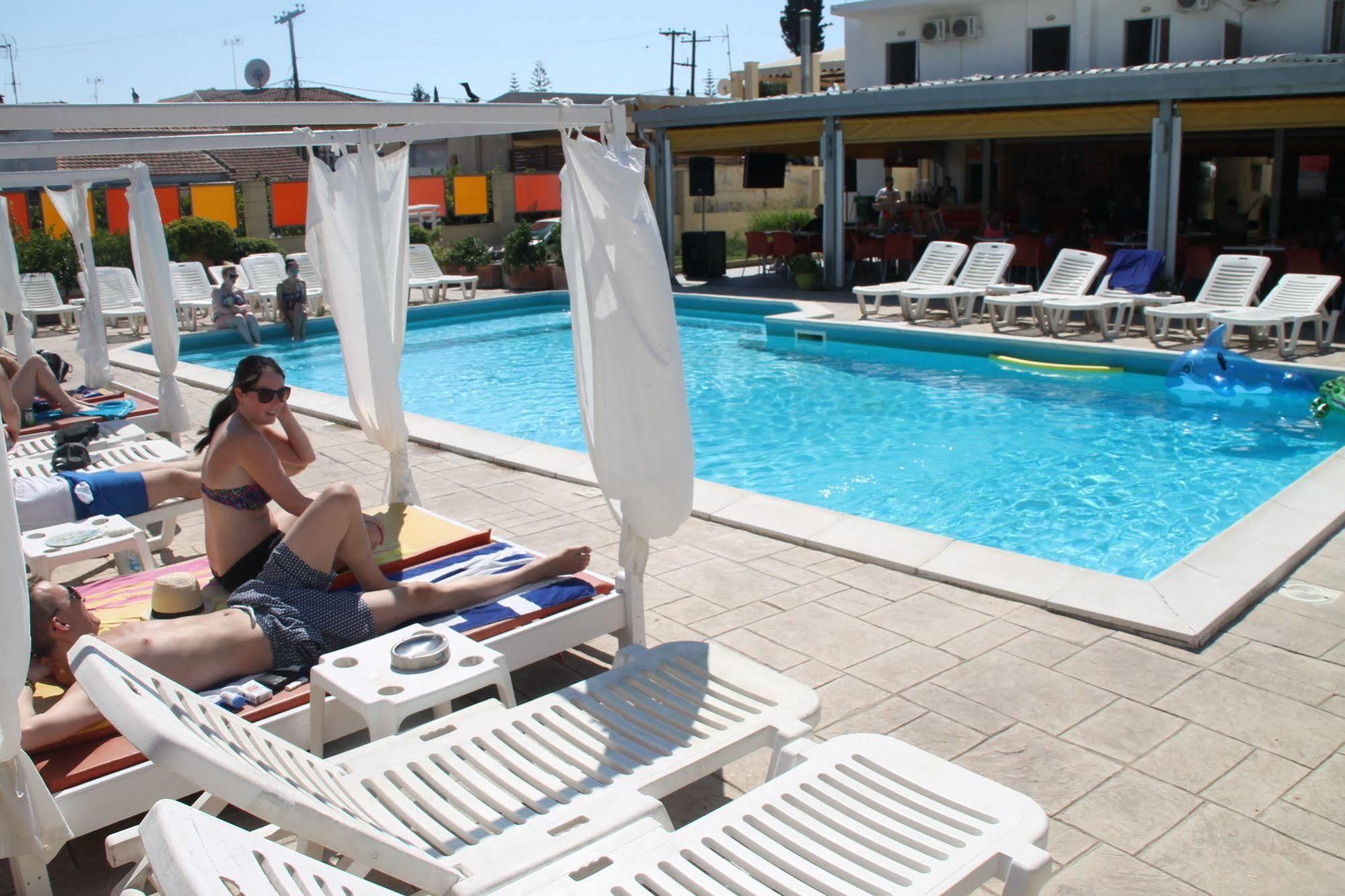 Kavos Central Gardens Aparthotel Kültér fotó